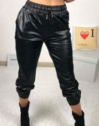 Дамски свободен кожен панталон с ластик в черно - код 0584